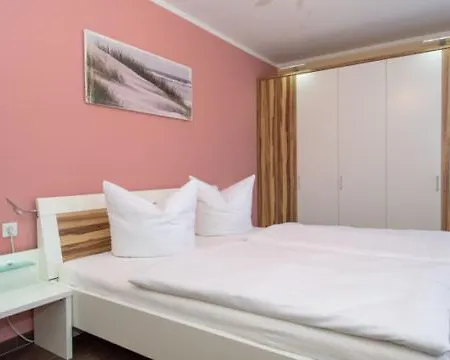 Haus Ostseeblick Whg. 2 *