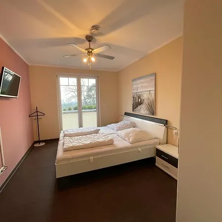 Haus Ostseeblick Whg. 2 * Goehren (Ruegen)