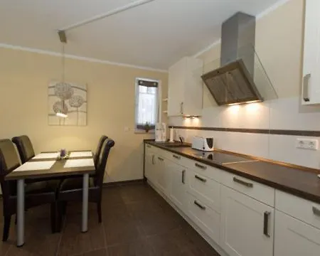 Apartment Haus Ostseeblick Whg. 2 *